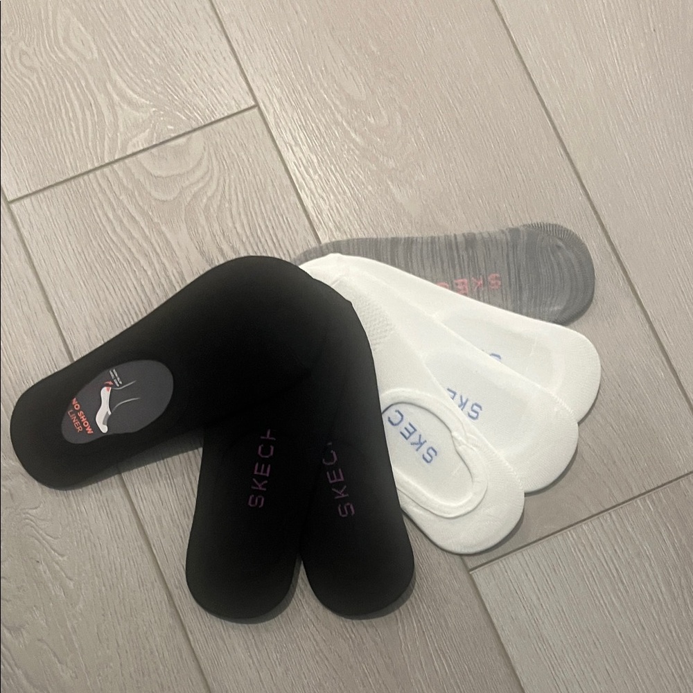 Skechers Multi-Color No-Show Socks